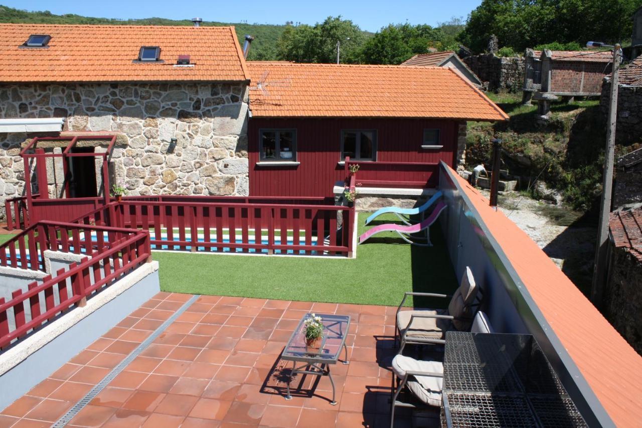 Casa Entre-Palheiros E Casa Do Canastro Montalegre Luaran gambar