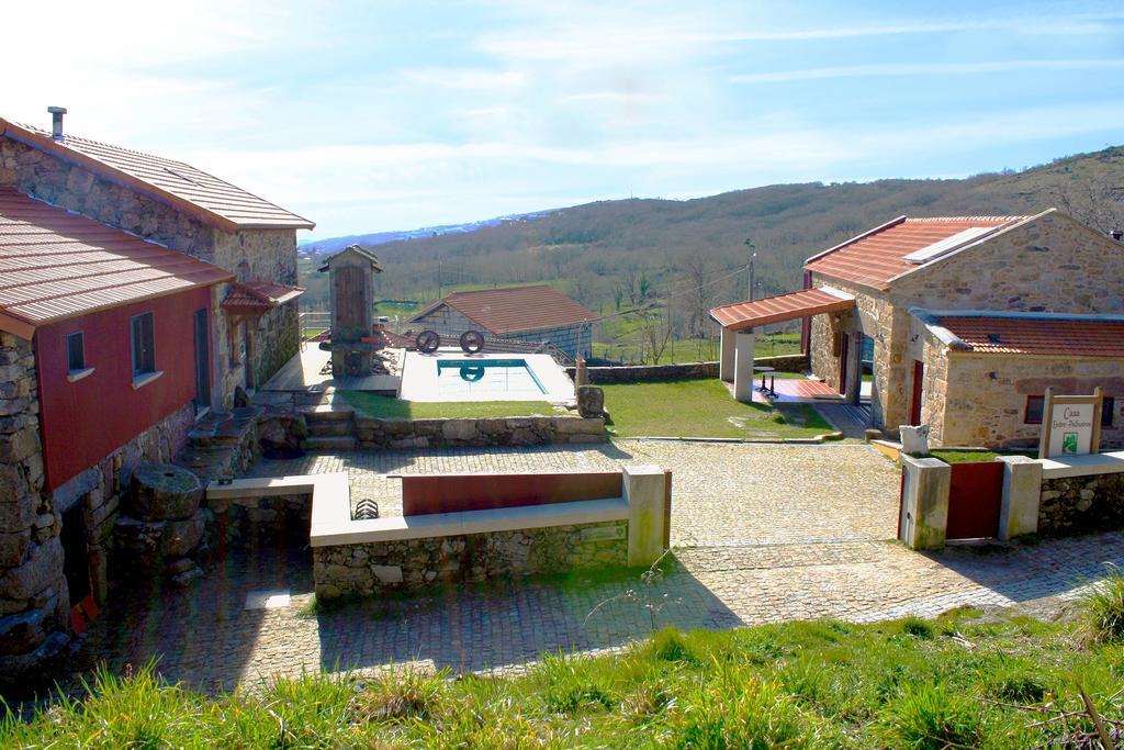 Casa Entre-Palheiros E Casa Do Canastro Montalegre Luaran gambar
